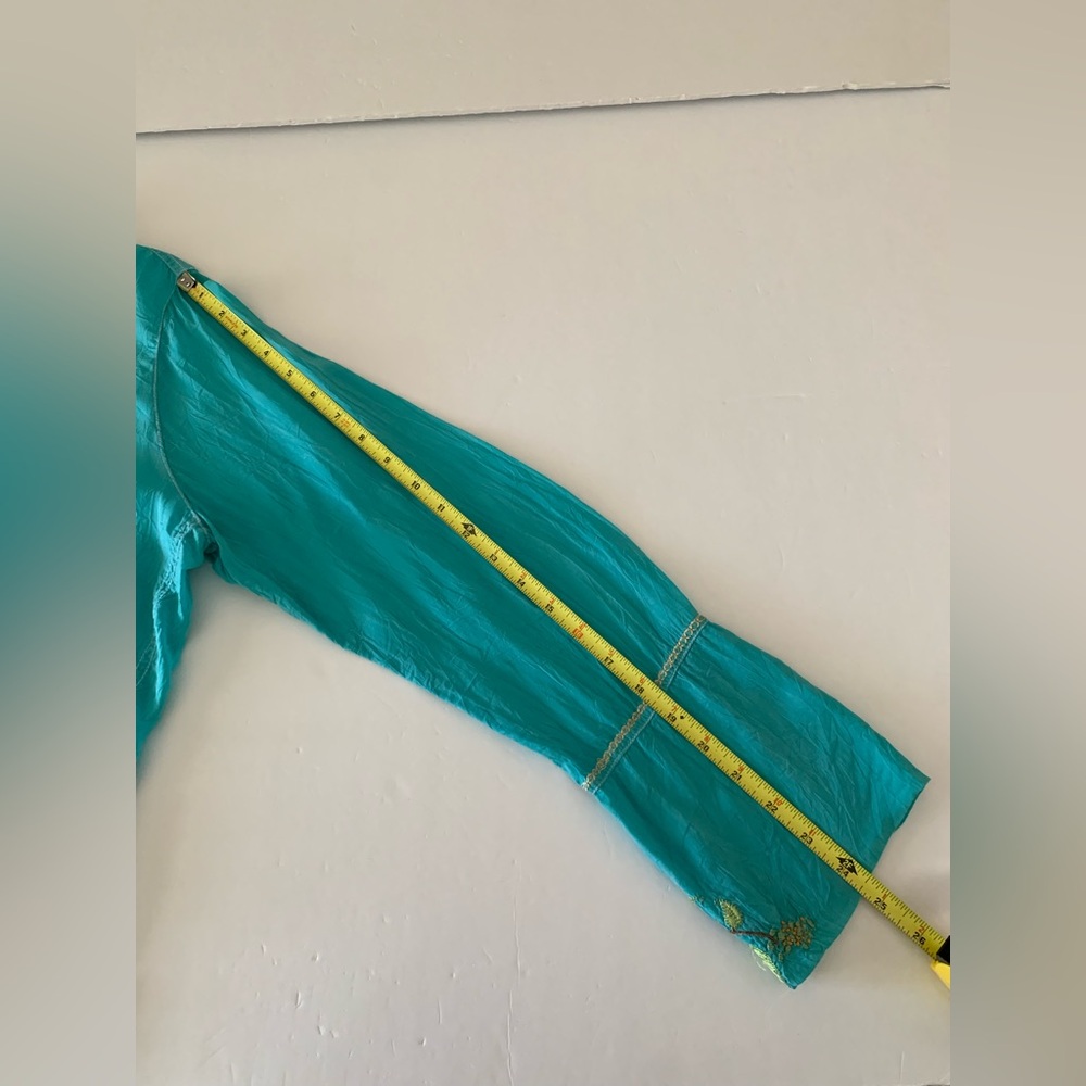 Johnny Was Embroidered Long Sleeve Button Front Shirt Size Large Bohemian - Picture 8 of 9